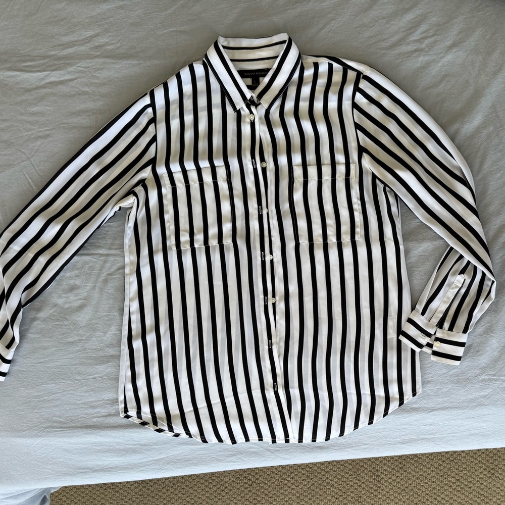 Banana Republic Monochrome Striped Shirt